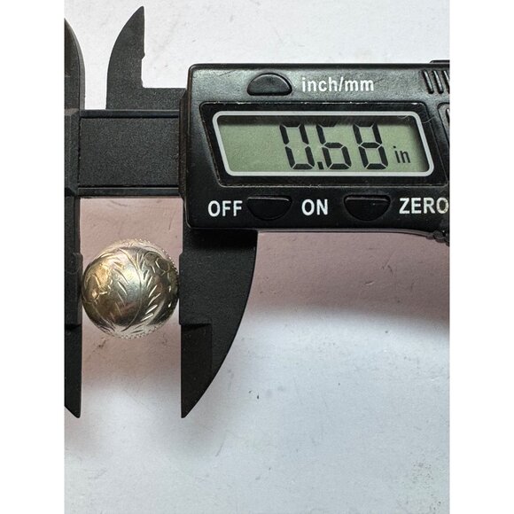 Vintage Estate Sterling Silver 925 Engraved Dome Earrings, 0.68", 4.8g, Post - Picture 7 of 8